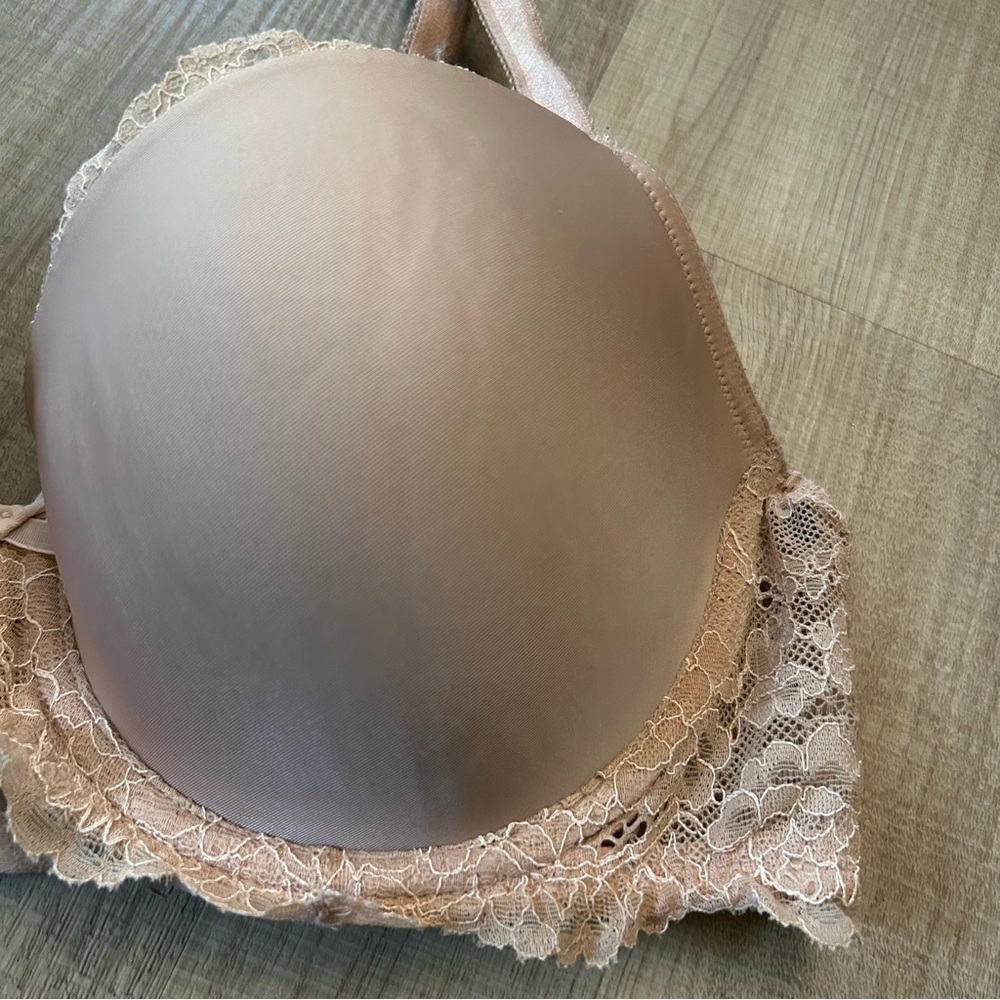 Victoria’s Secret Dream Angels Tan Lace Lined Demi Bra - Picture 5 of 9